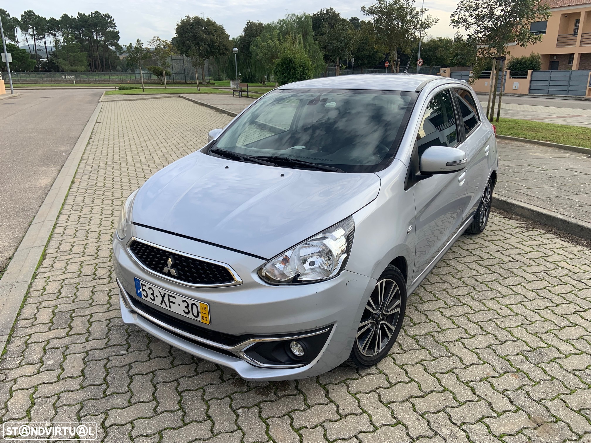 Mitsubishi Space Star 1.2 Intense - 2