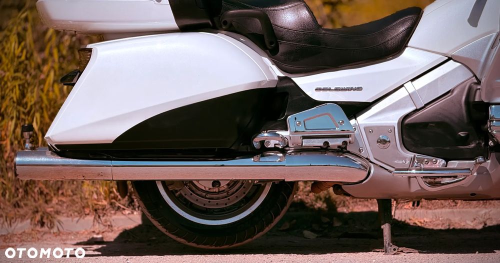 Honda GL - 23