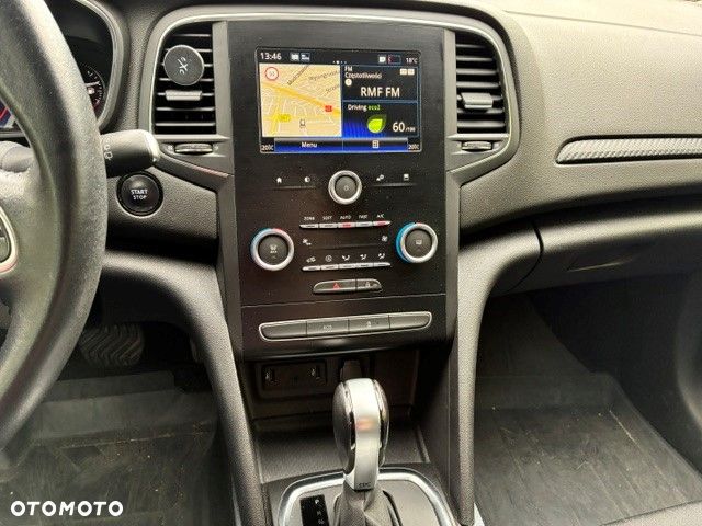 Renault Megane 1.3 TCe FAP Limited EDC - 10