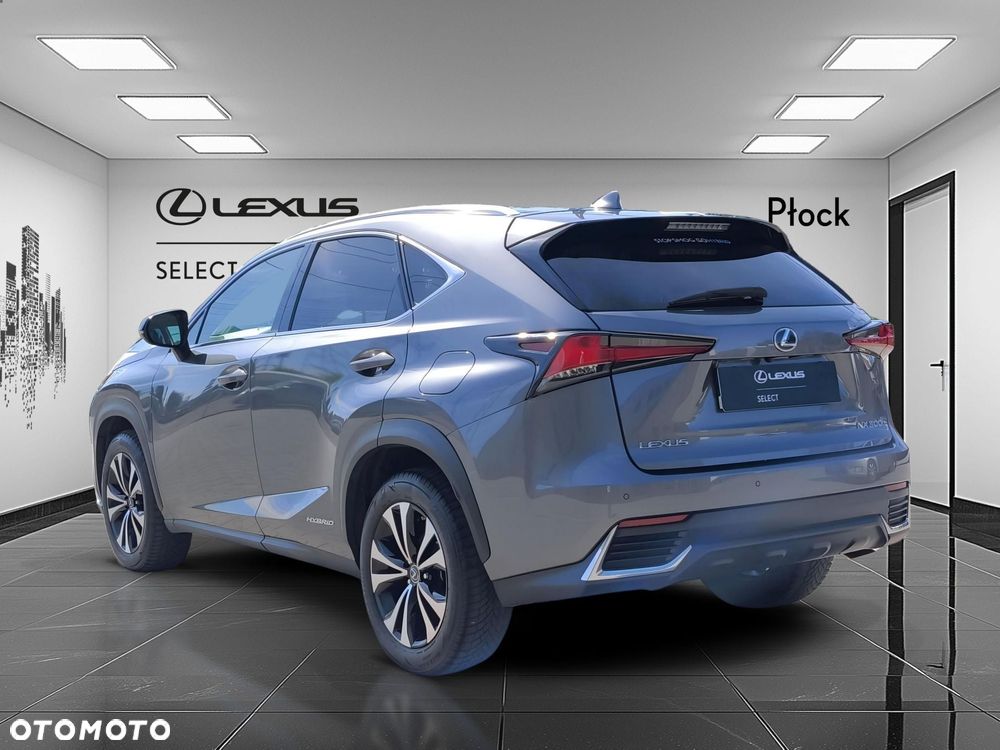 Lexus NX 300h F Impression AWD - 3