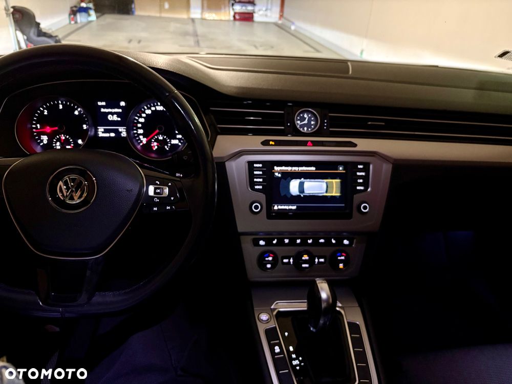 Volkswagen Passat 2.0 TDI BMT Highline DSG7 - 22