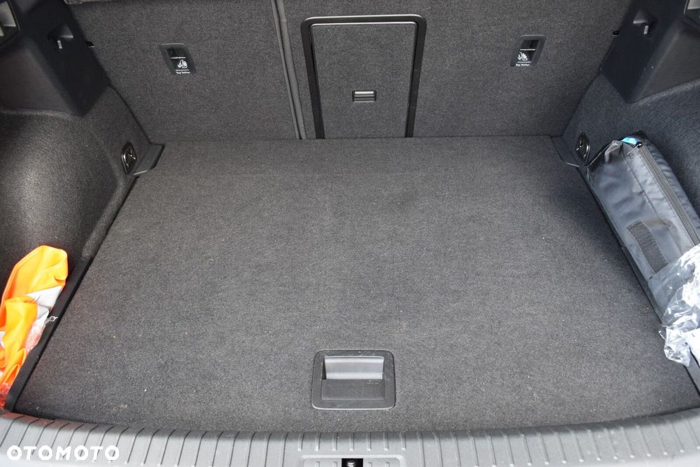 Cupra Formentor 1.5 eTSI mHEV DSG - 39
