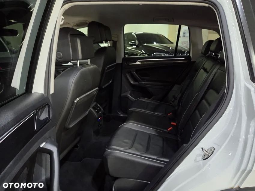 Volkswagen Tiguan - 8