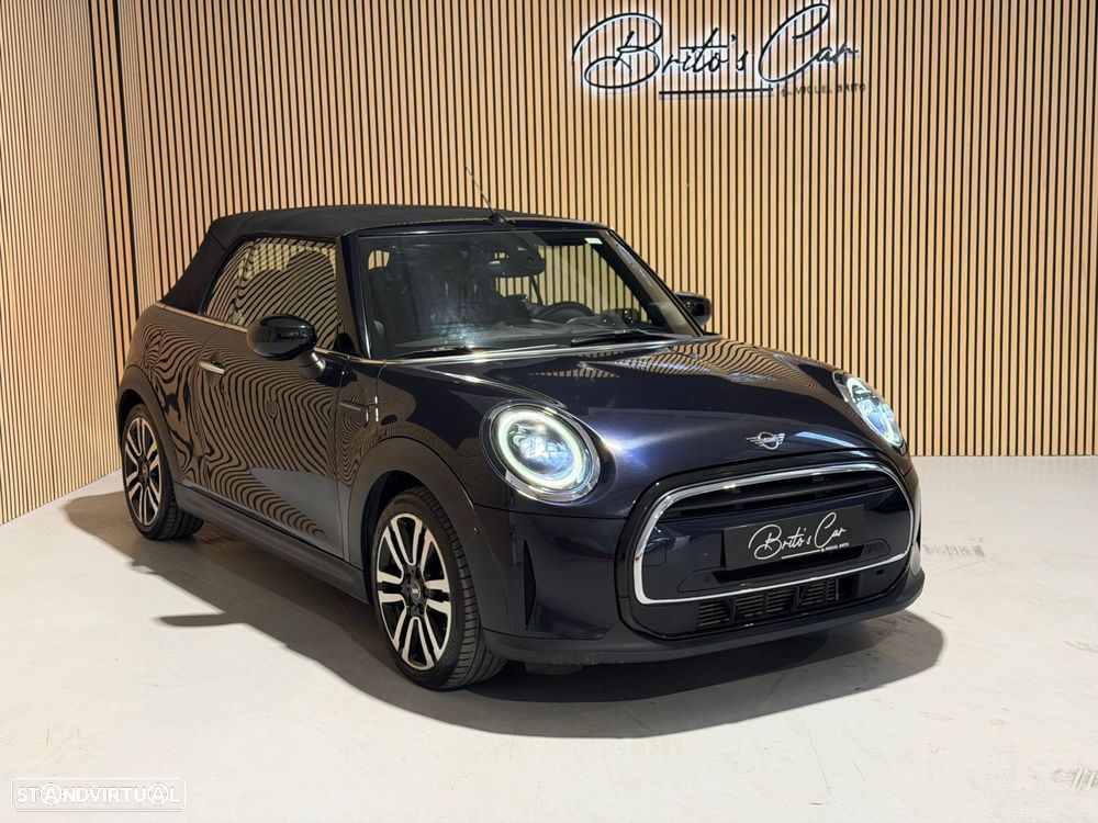 MINI Cabrio Cooper Premium Essential Auto - 31