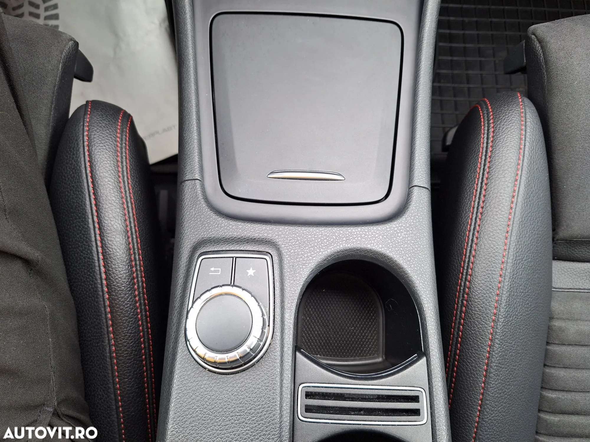 Mercedes-Benz GLA 220 d 4MATIC Aut. - 17