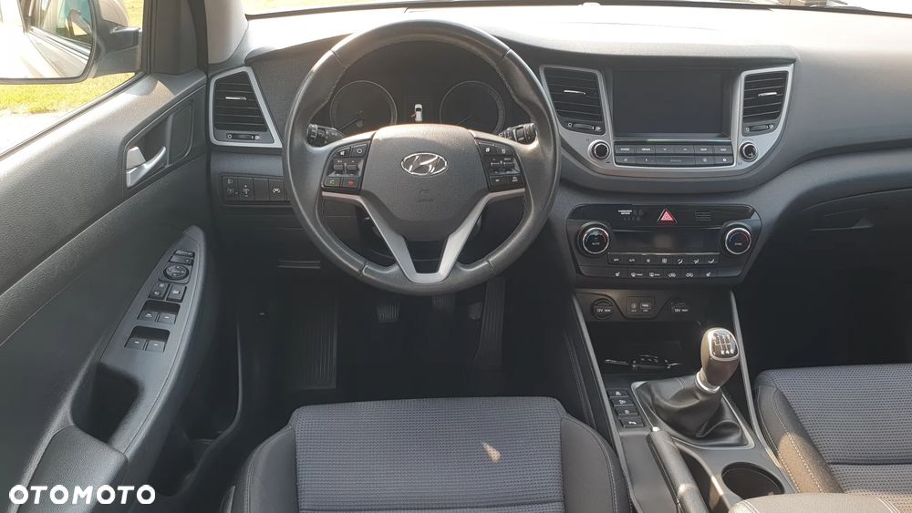Hyundai Tucson blue 1.6 GDi 2WD Navi - 15
