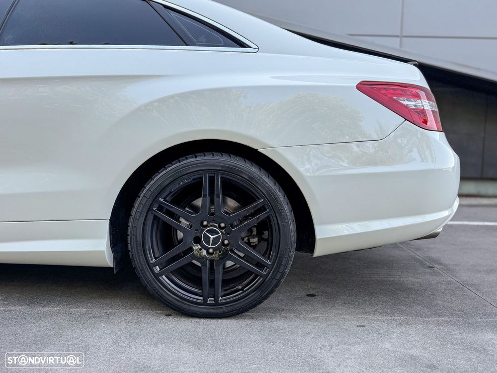 Mercedes-Benz E 220 CDi Avantgarde BlueEfficiency - 19