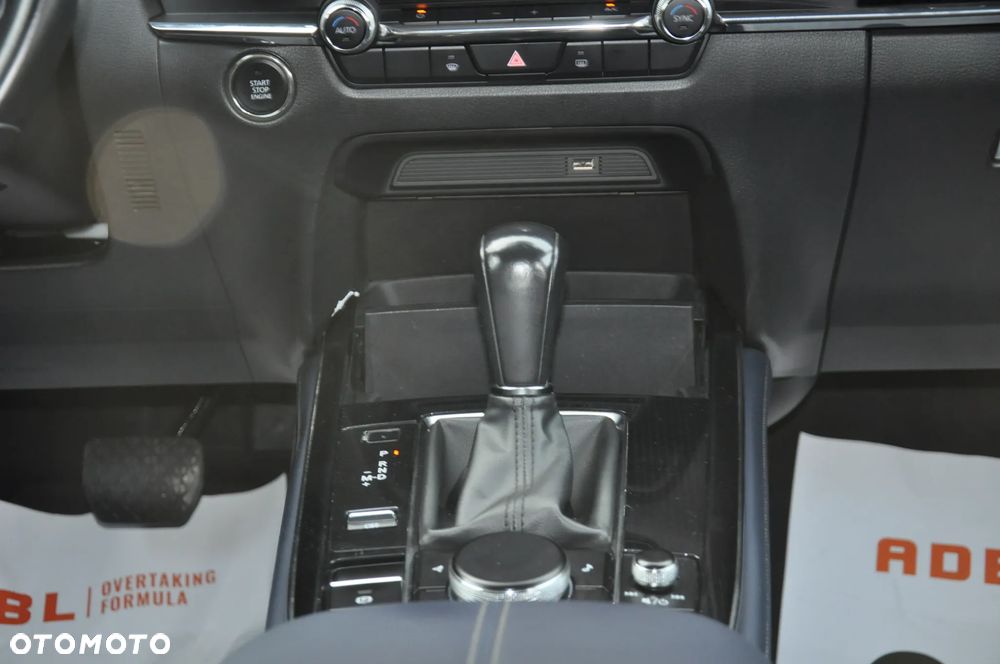 Mazda CX-30 SKYACTIV-X 2.0 M-Hybrid SELECTION - 31