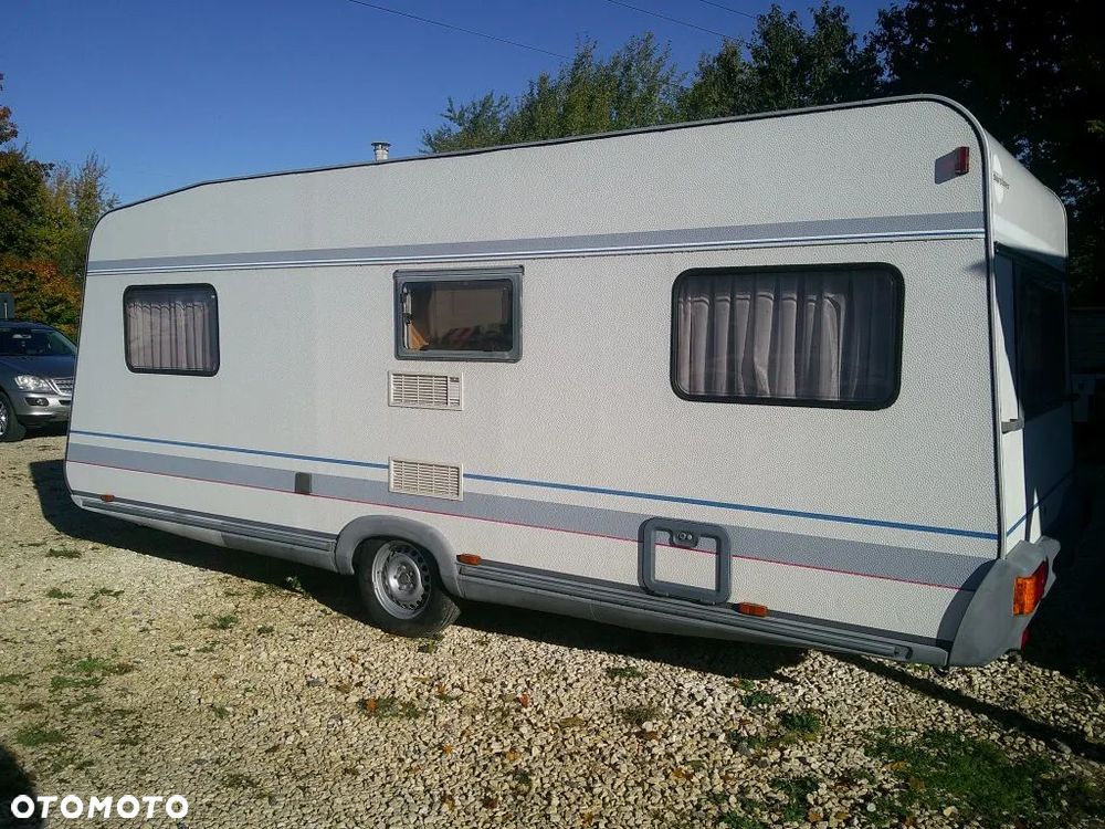 Burstner AMARA 560  -- łóżko piętowe -- - 10