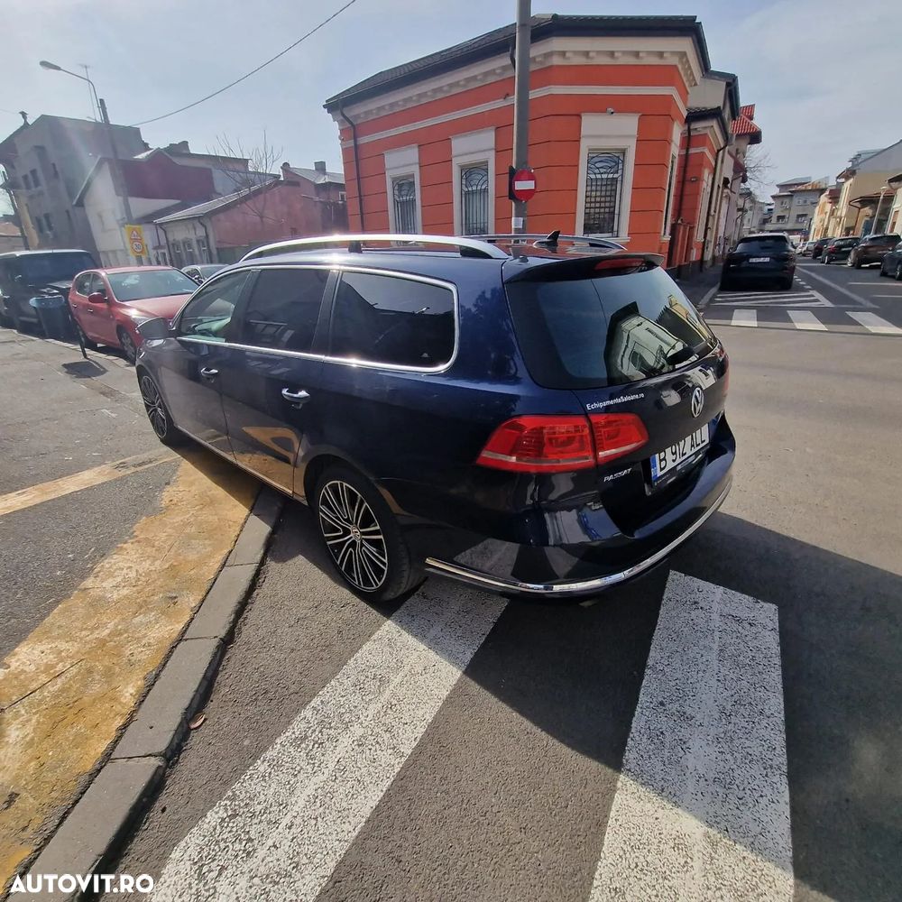 Volkswagen Passat 2.0 TDI 4Motion BlueMotion Technology DSG Highline - 11