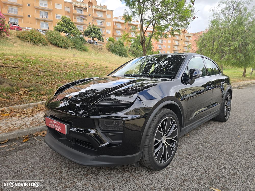 Porsche Macan Electric - 4