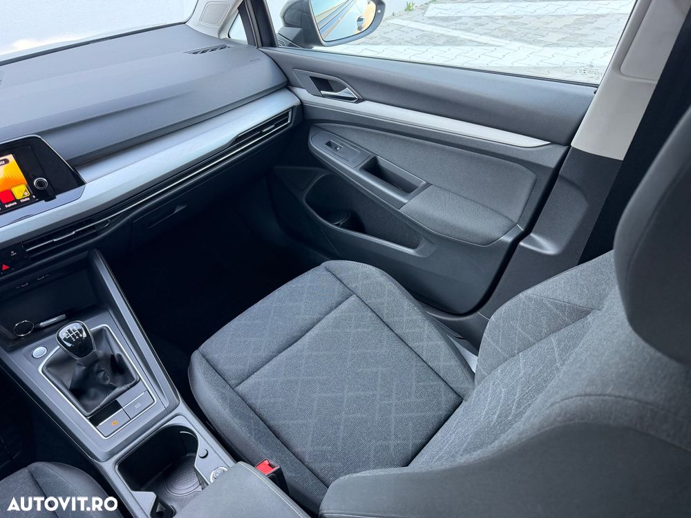 Volkswagen Golf 1.0 TSI Comfortline - 23