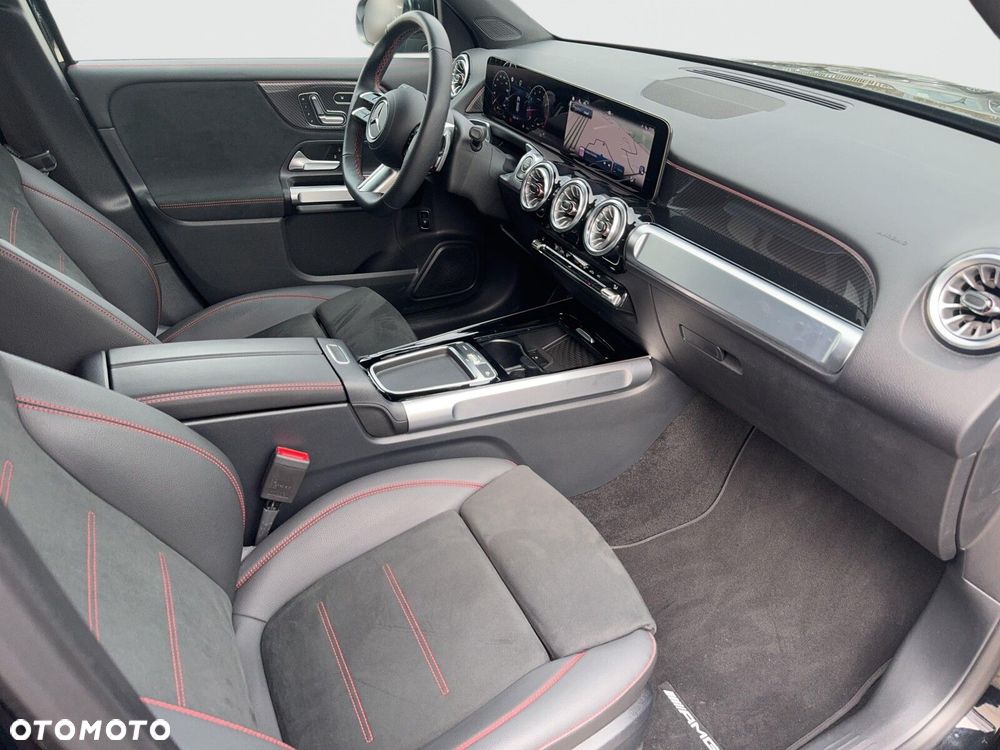 Mercedes-Benz GLB 200 AMG Line 7G-DCT - 22