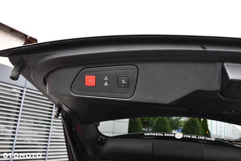 Peugeot 3008 1.6 THP Allure S&S EAT6 - 36