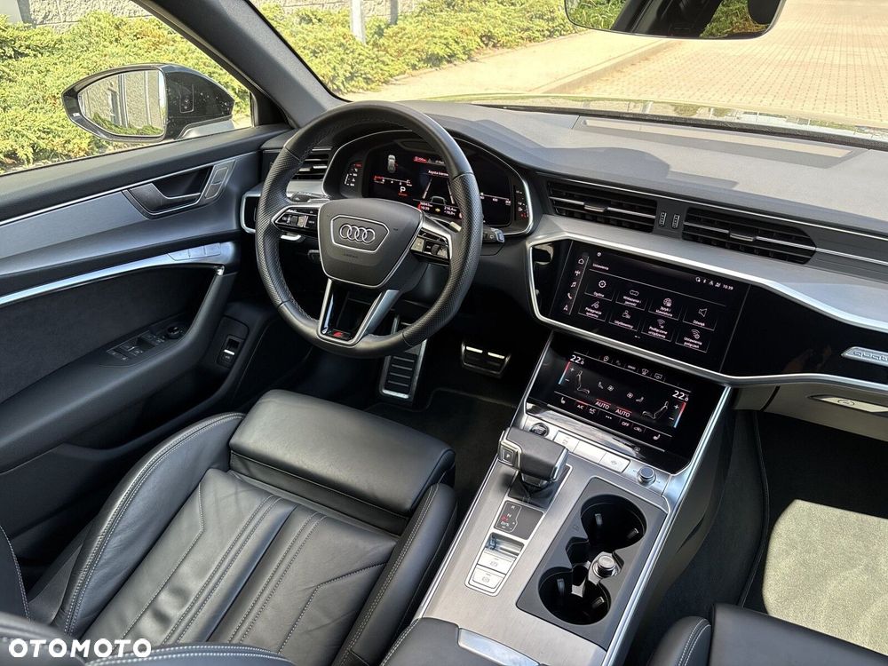 Audi A6 Avant - 16
