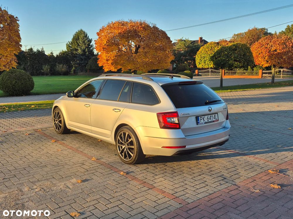 Skoda Octavia 1.6 TDI Ambition DSG - 12