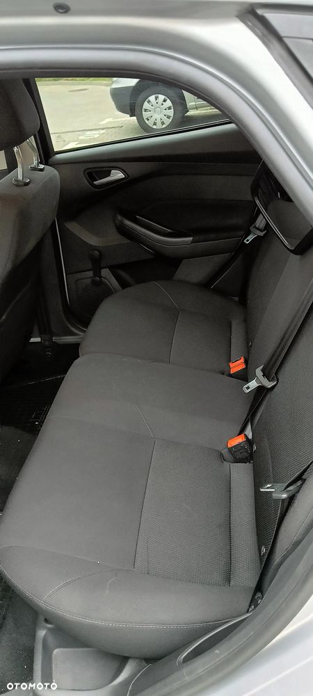 Ford Focus 1.0 EcoBoost 99g Trend - 11