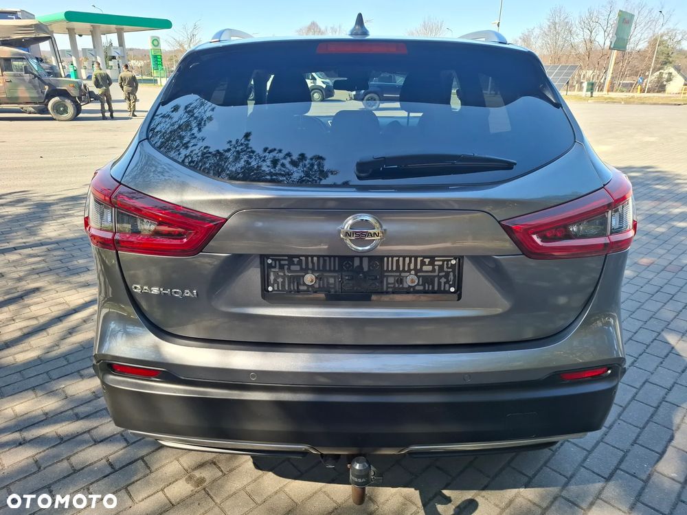Nissan Qashqai 1.2 DIG-T Tekna Xtronic - 8