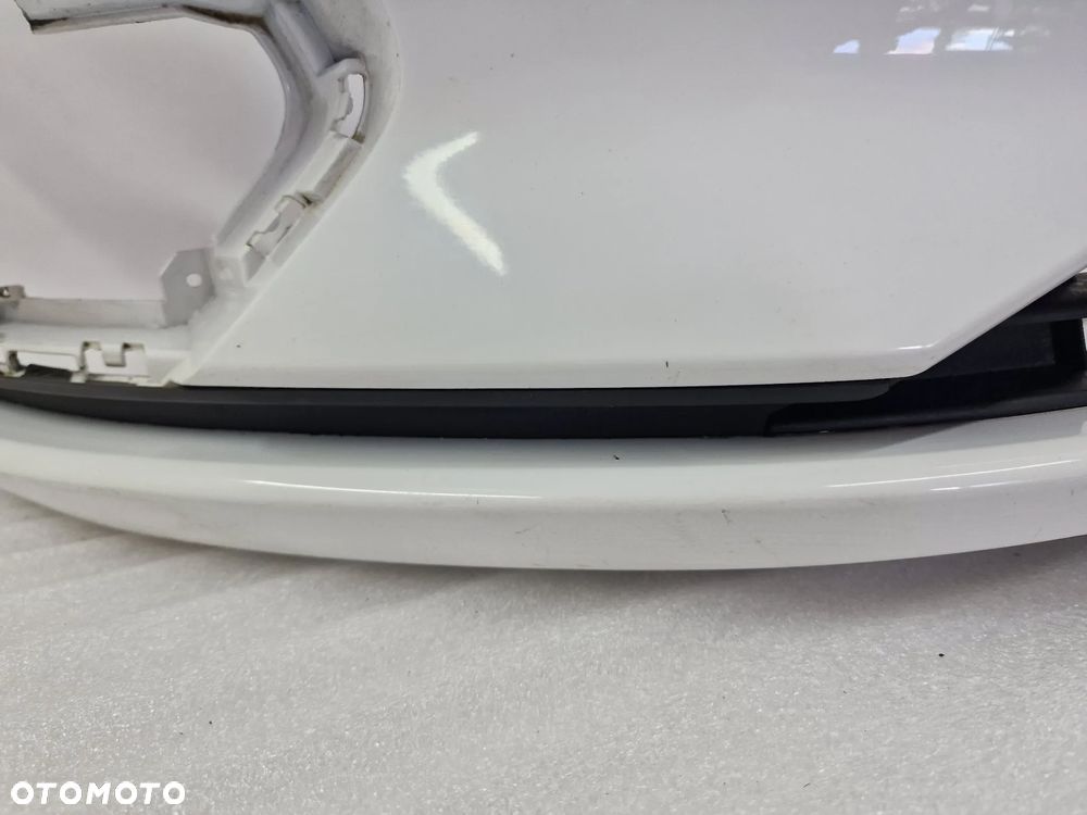 OPEL CORSA E 14- ZDERZAK PRZEDNI PRZÓD NA 4X PDC + KRATKA ŚRODKOWA , NR 39003567 , NR AUKCJI NZ1260 - 9