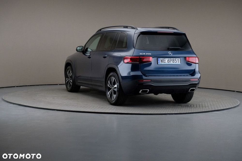 Mercedes-Benz GLB - 2