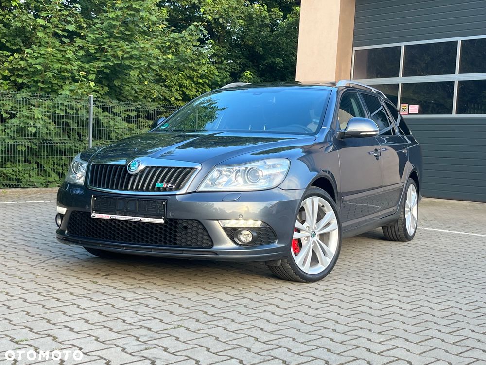 Skoda Octavia 2.0 TDI CR DPF RS - 27