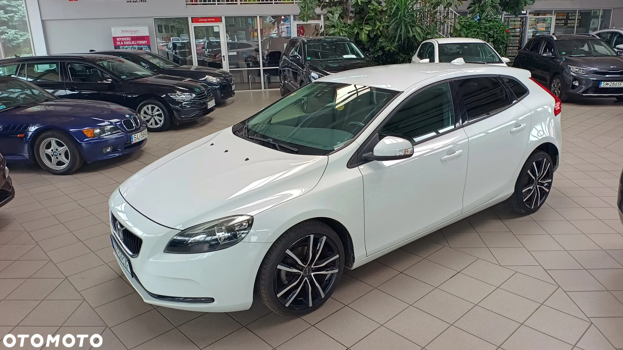 Volvo V40 D2 Drive-E Kinetic - 2