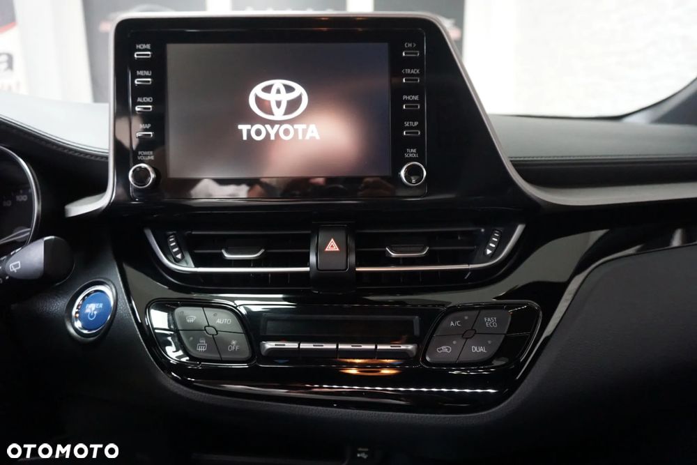 Toyota C-HR Hybrid Business-Edition - 25