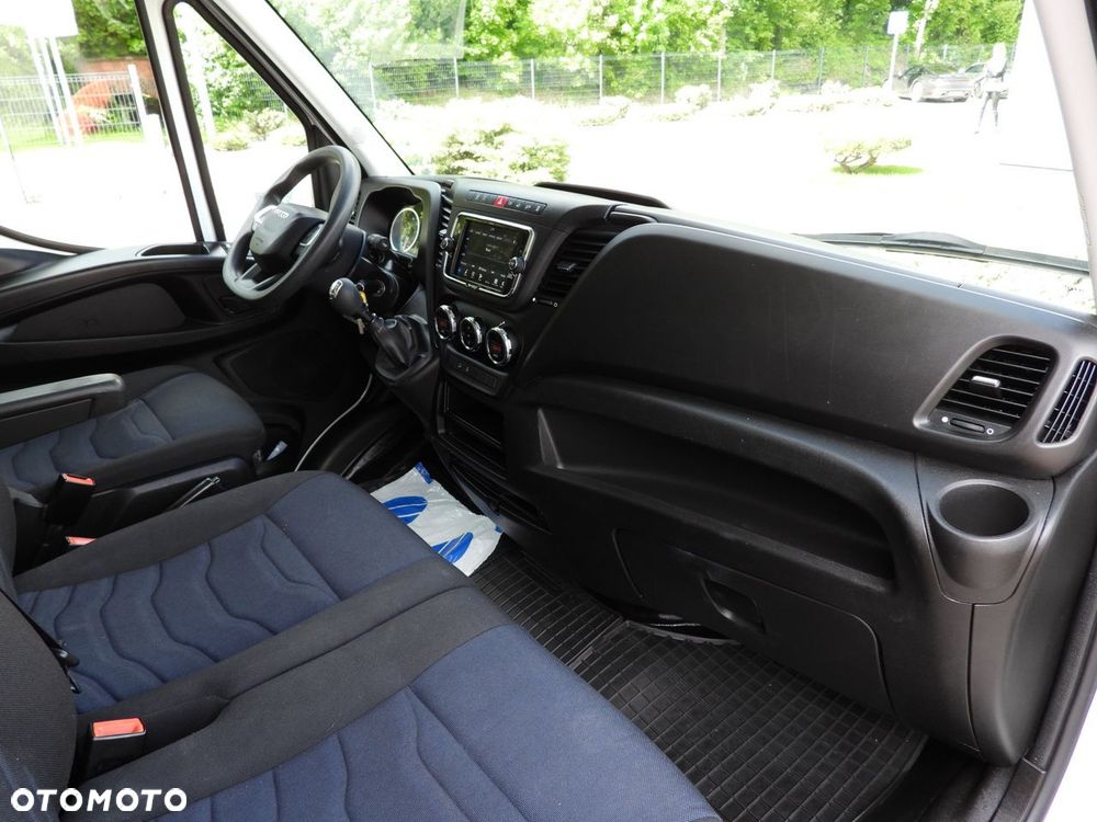 Iveco DAILY 35C16 KONTENER WINDA 8 PALET TEMPOMAT BLIŹNIACZE KOŁA KLIMATYZACJA  160KM - 41