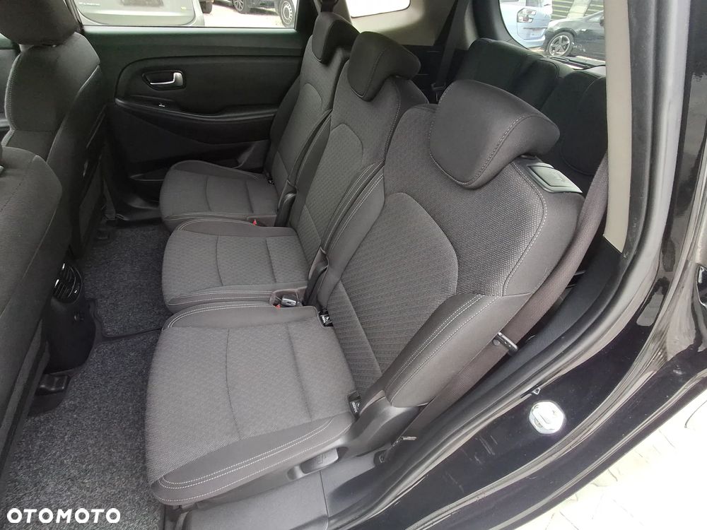 Kia Carens 1.7 CRDi Business Line 7os - 13