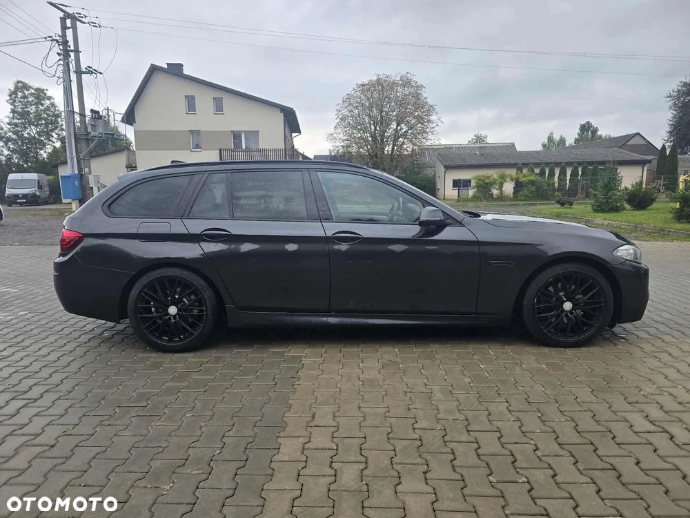 BMW Seria 5 520d M Sport - 3