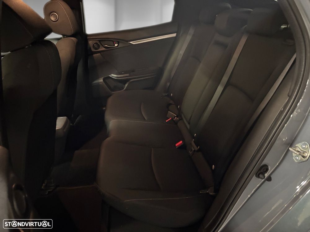 Honda Civic 1.0 i-VTEC Turbo CVT Executive Sport Line - 6