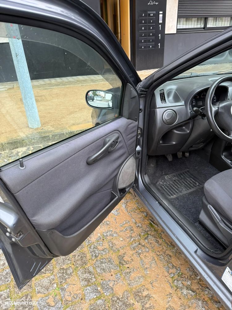 Fiat Punto 70 JTD Multijet Active - 11