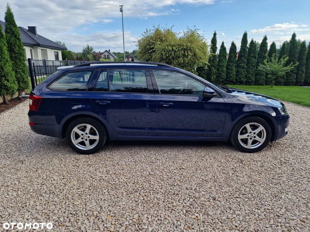 Skoda Octavia 1.6 TDI DPF Active - 9