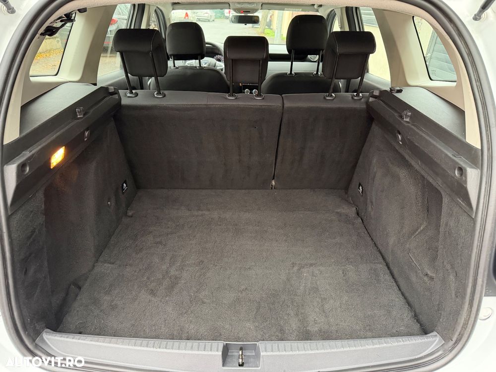 Dacia Duster Blue dCi 115 Prestige - 8