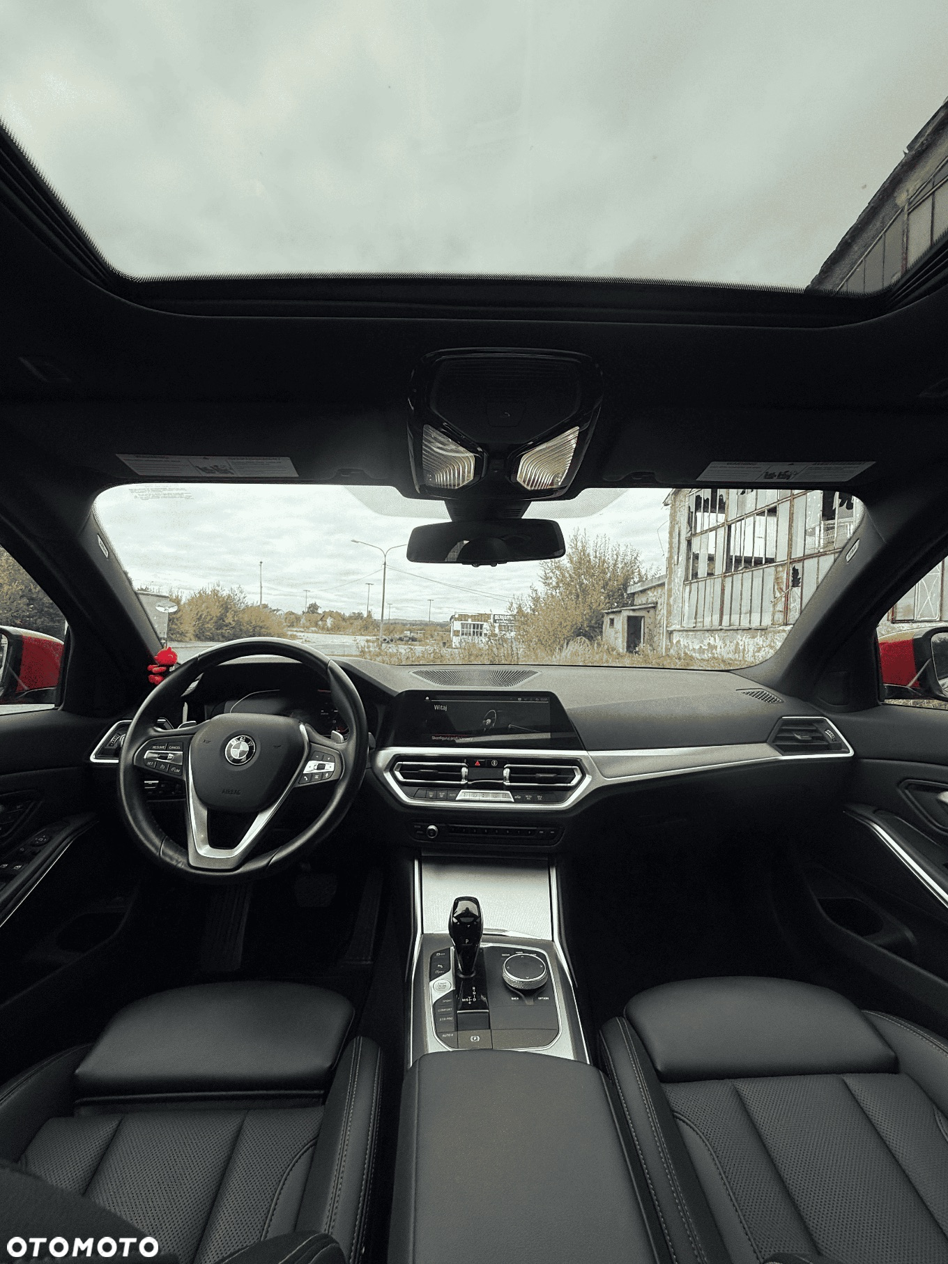 BMW Seria 3 330i Sport Line - 23