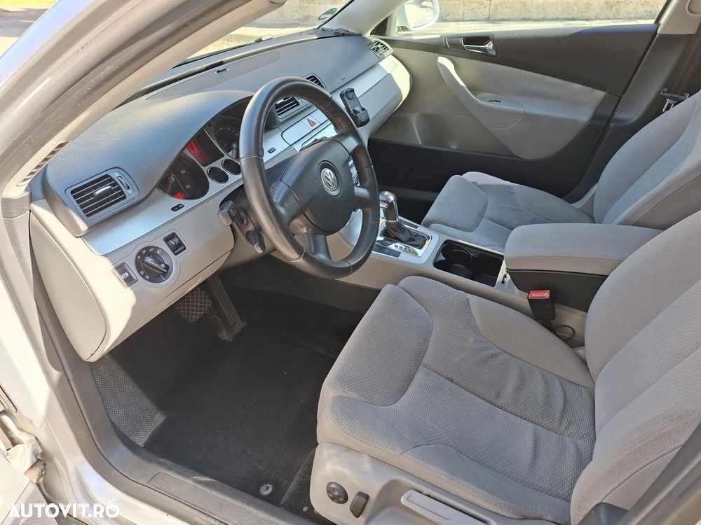 Volkswagen Passat - 11