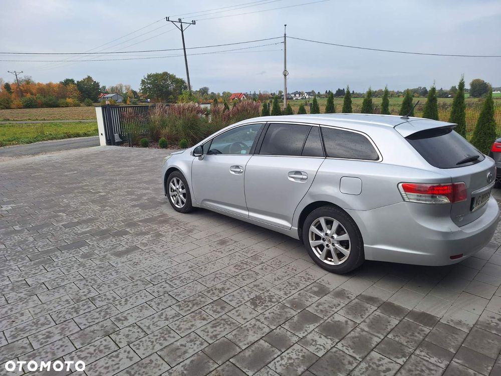 Toyota Avensis - 3