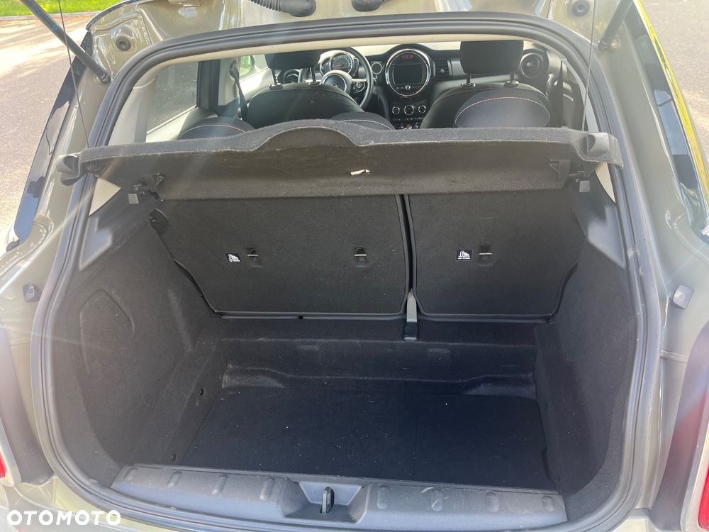 MINI Cooper Standard - 5