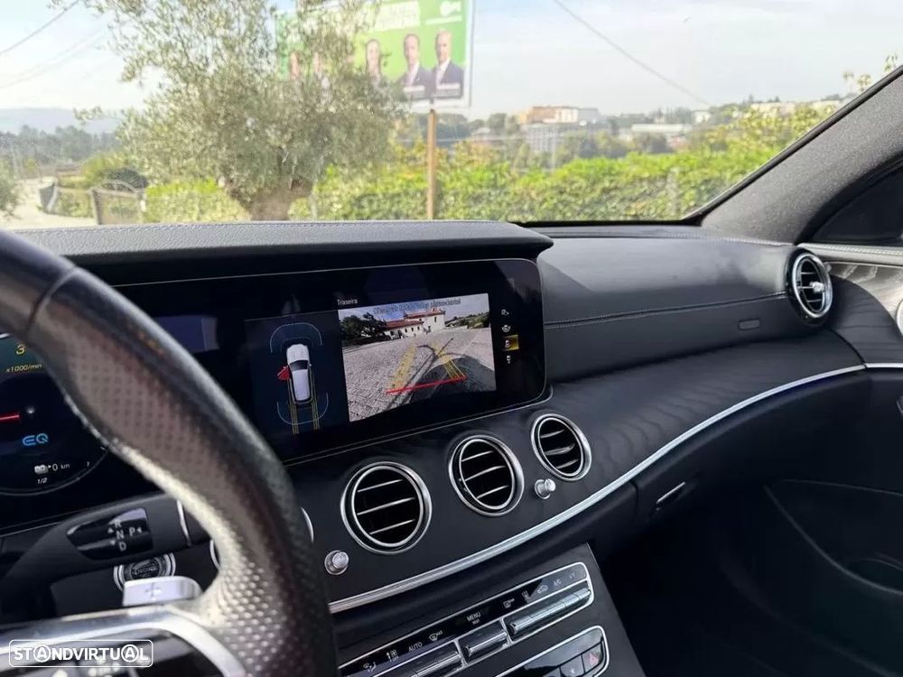 Mercedes-Benz E 300 de AMG Line - 23