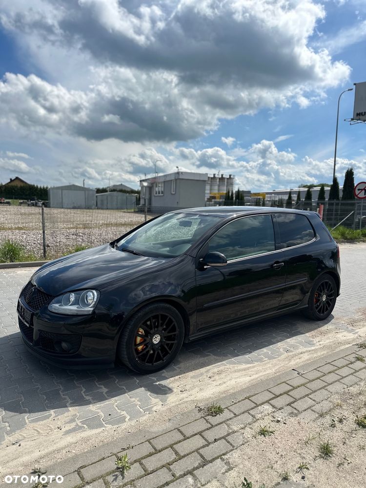 Volkswagen Golf 2.0 TSI GTI - 2