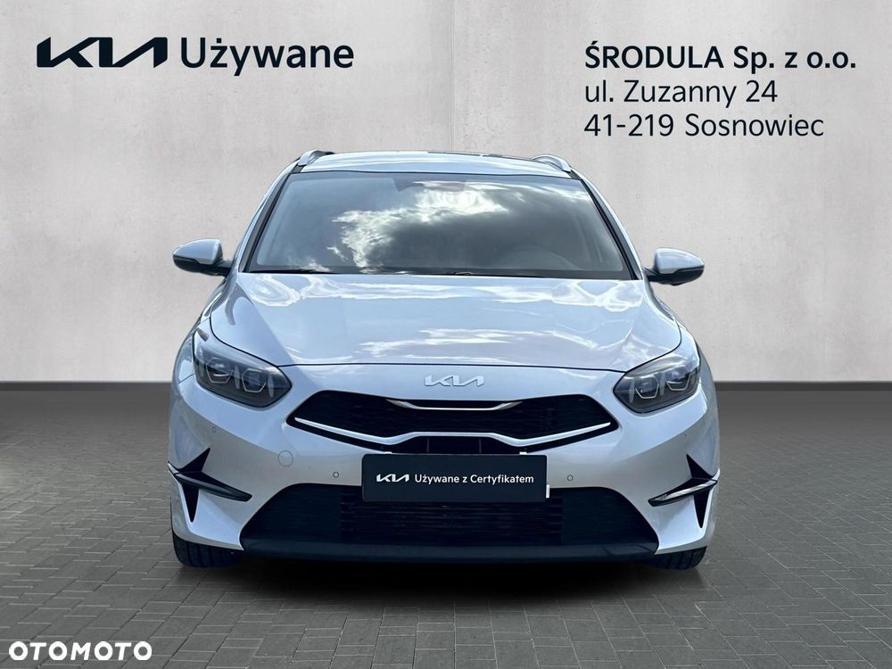 Kia Ceed - 8