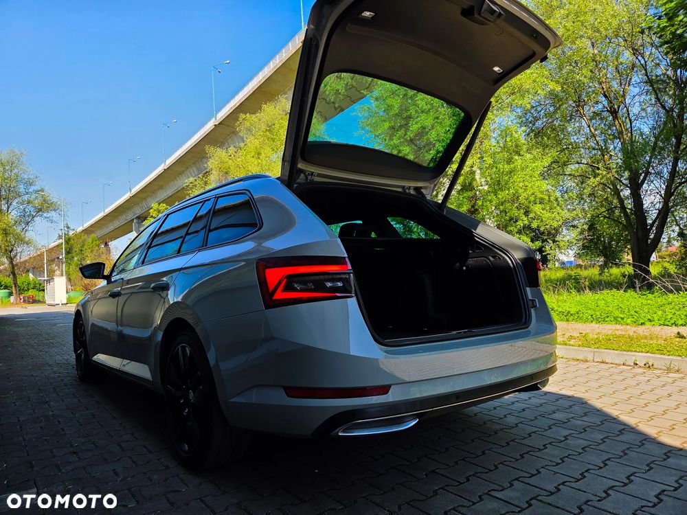 Skoda Superb 2.0 TDI SCR Sportline DSG - 22