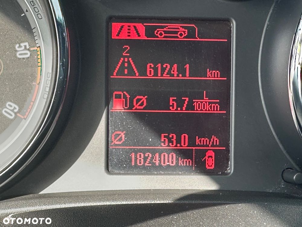 Opel Astra 2.0 CDTI Exklusiv - 8