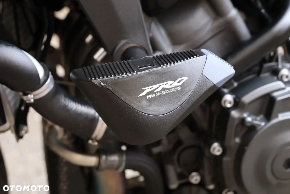 Yamaha MT - 3