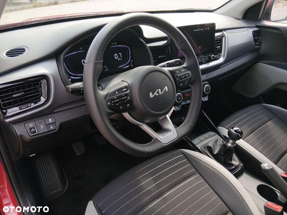 Kia Stonic 1.2 L - 21