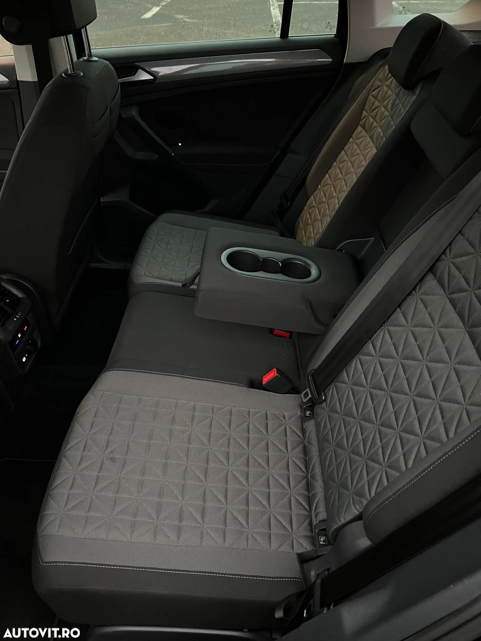 Volkswagen Tiguan 1.4 eHybrid OPF DSG ACTIVE - 16