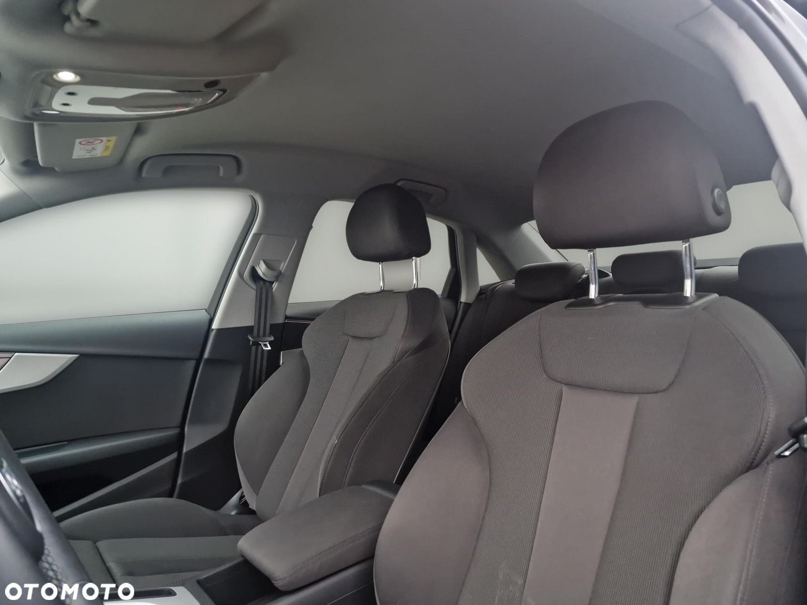 Audi A4 35 TFSI S tronic - 11