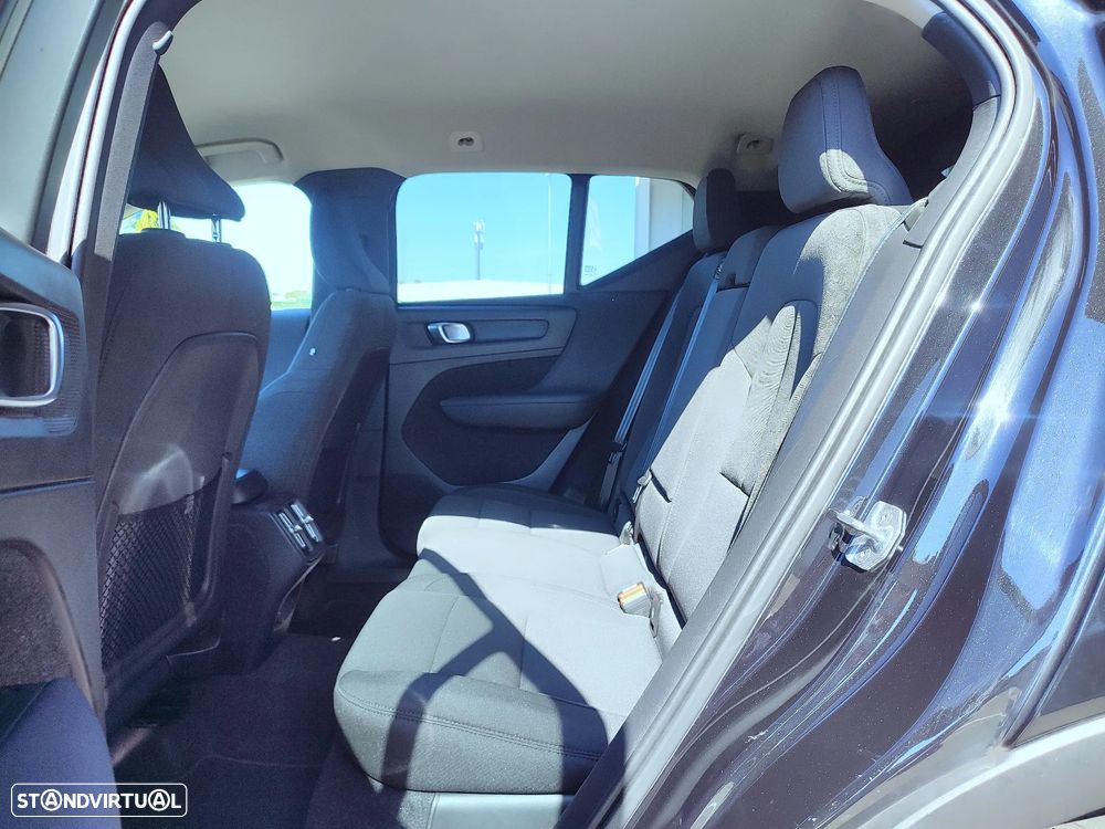 Volvo XC 40 1.5 T3 Momentum Plus Geartronic - 8
