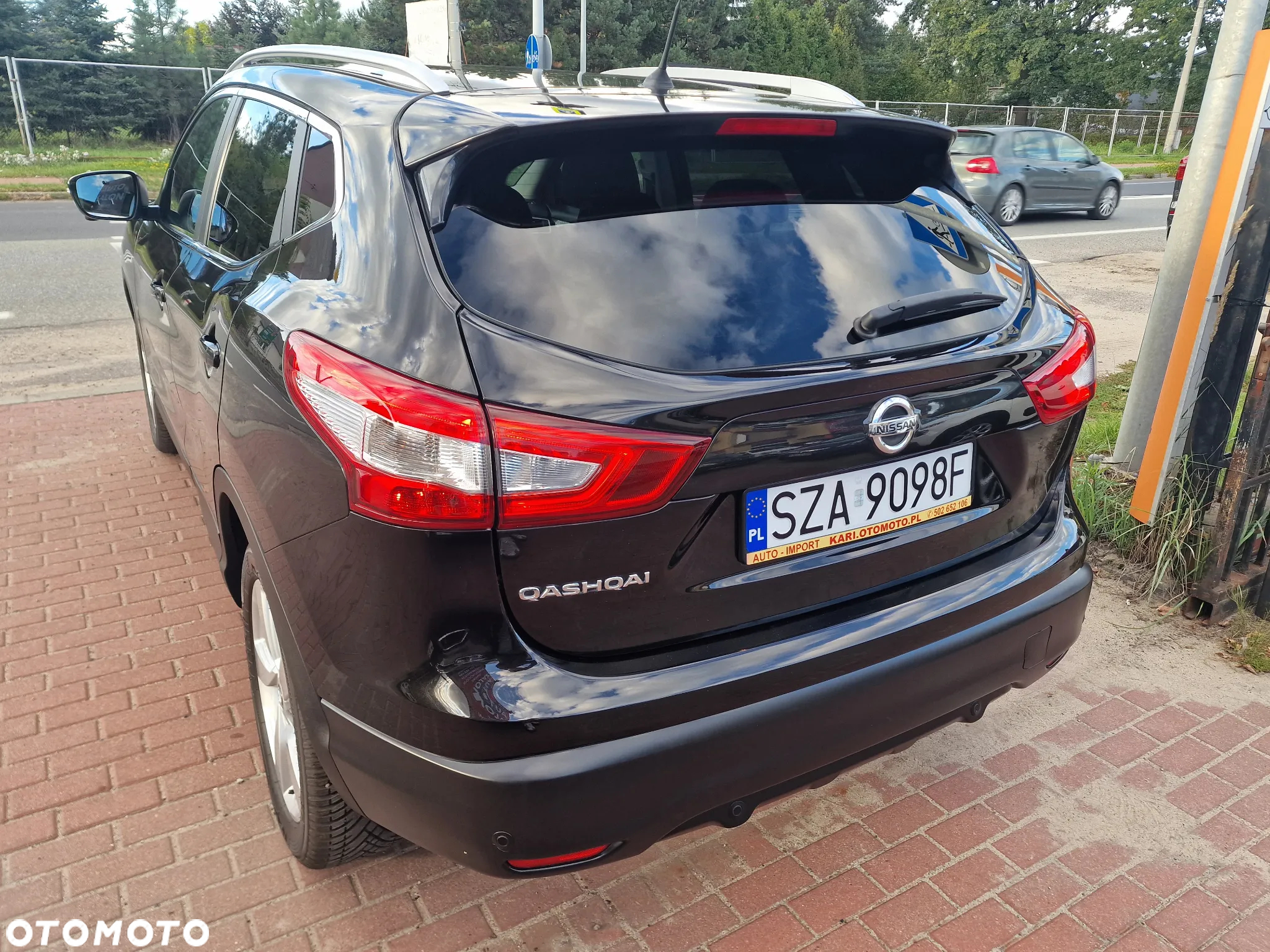 Nissan Qashqai 1.6 DIG-T N-Connecta - 6