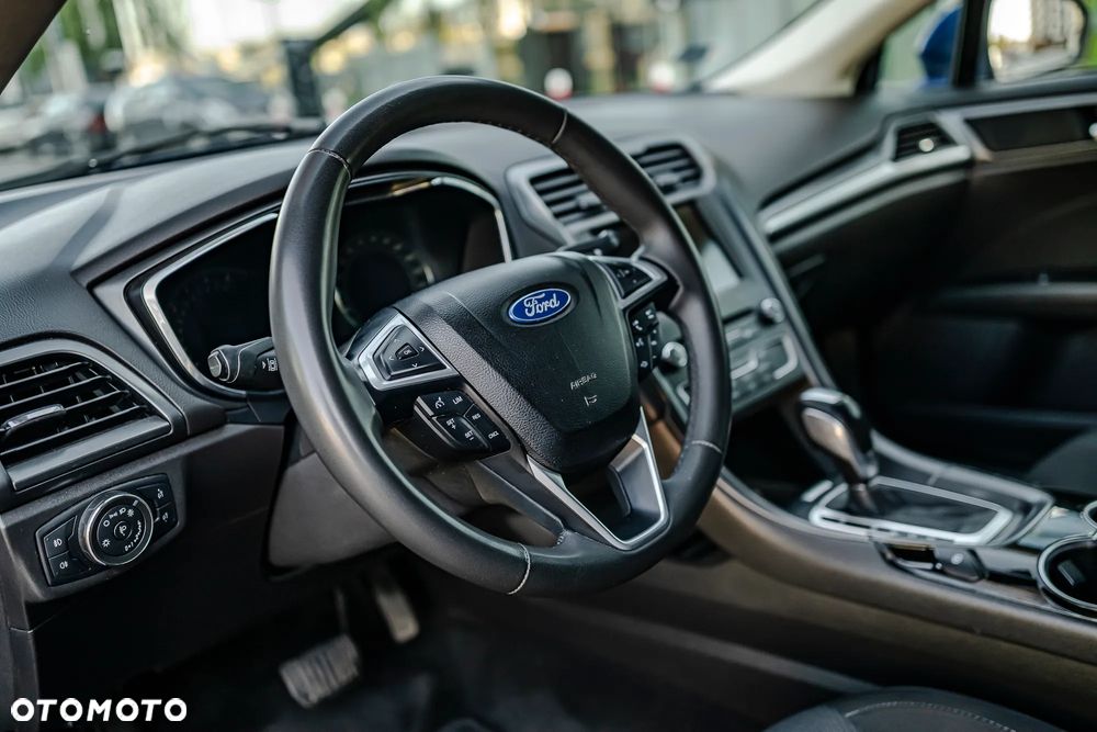 Ford Mondeo 2.0 TDCi Titanium PowerShift - 13